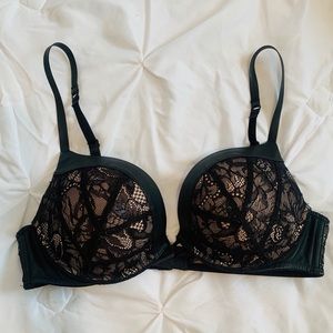 Bombshell VS Bra